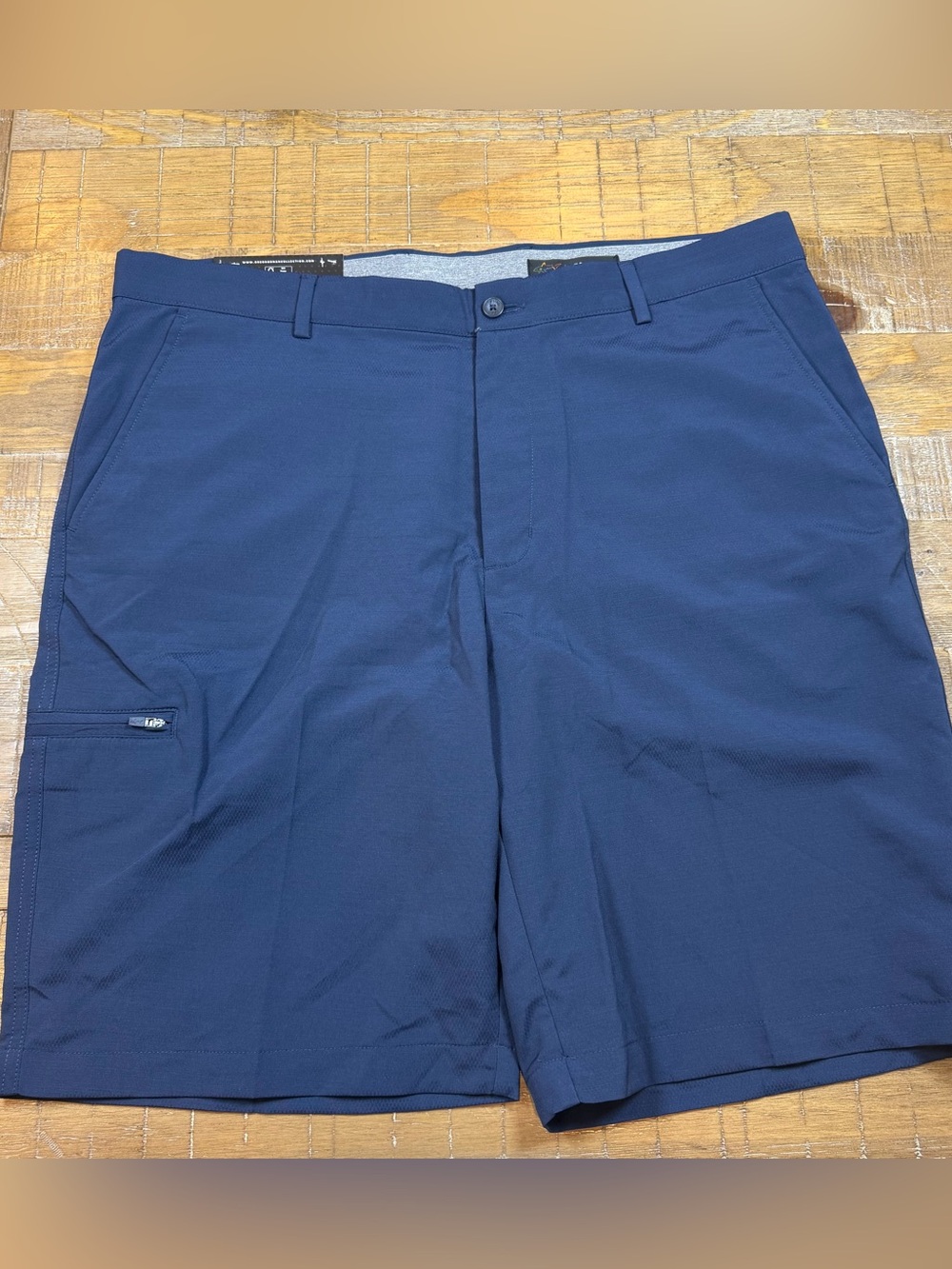NEW Greg Norman Shorts Mens 38 Navy Blue Performance Golf Chino Stretch Golfing